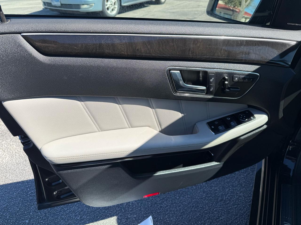 Mercedes-Benz E-Class E350 Sedan 2010