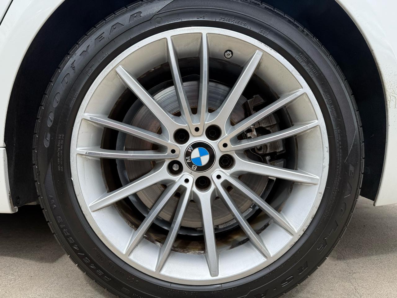 BMW 7-Series 750Li 2014