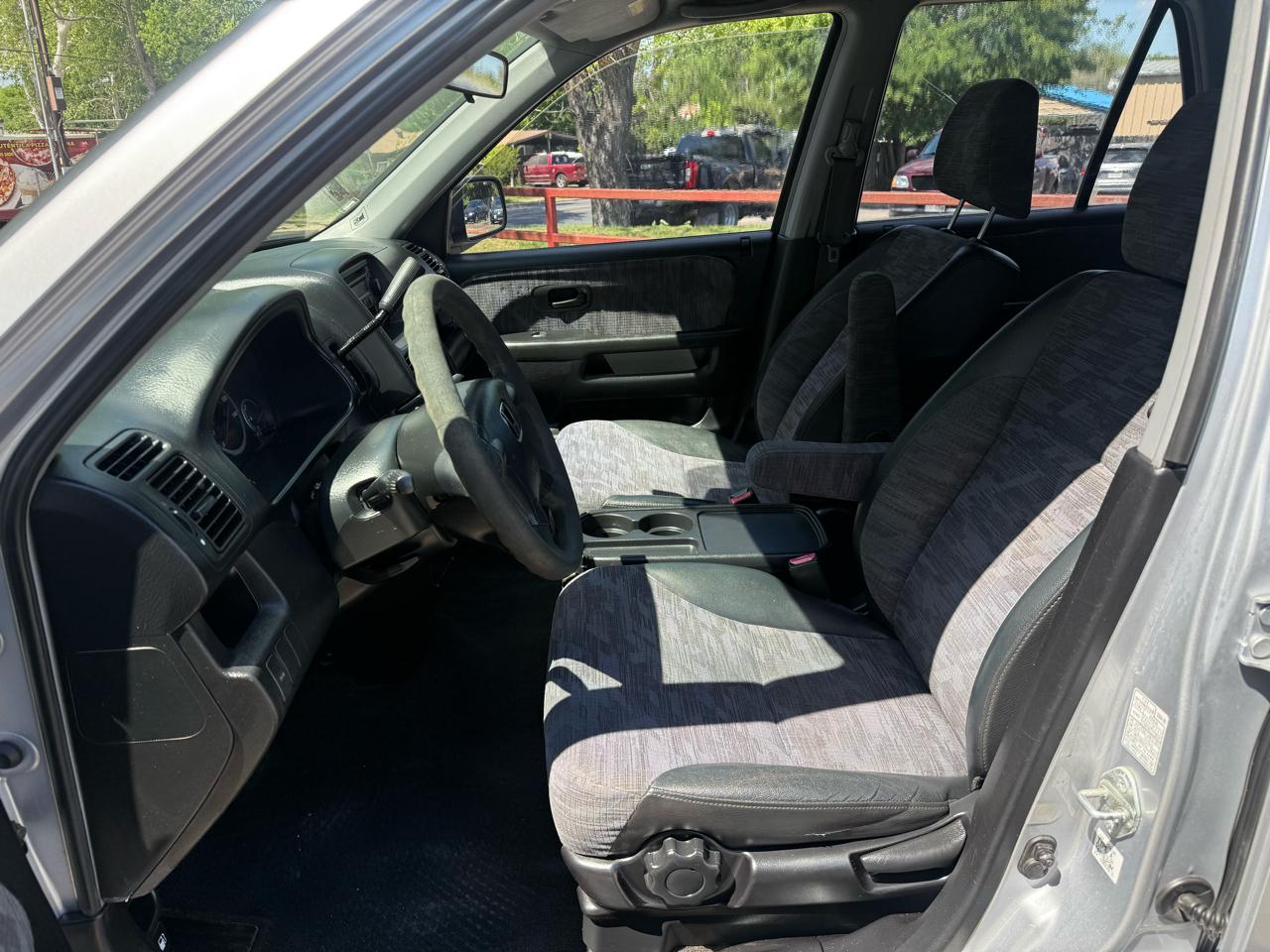 Honda CR-V LX 2WD 2003