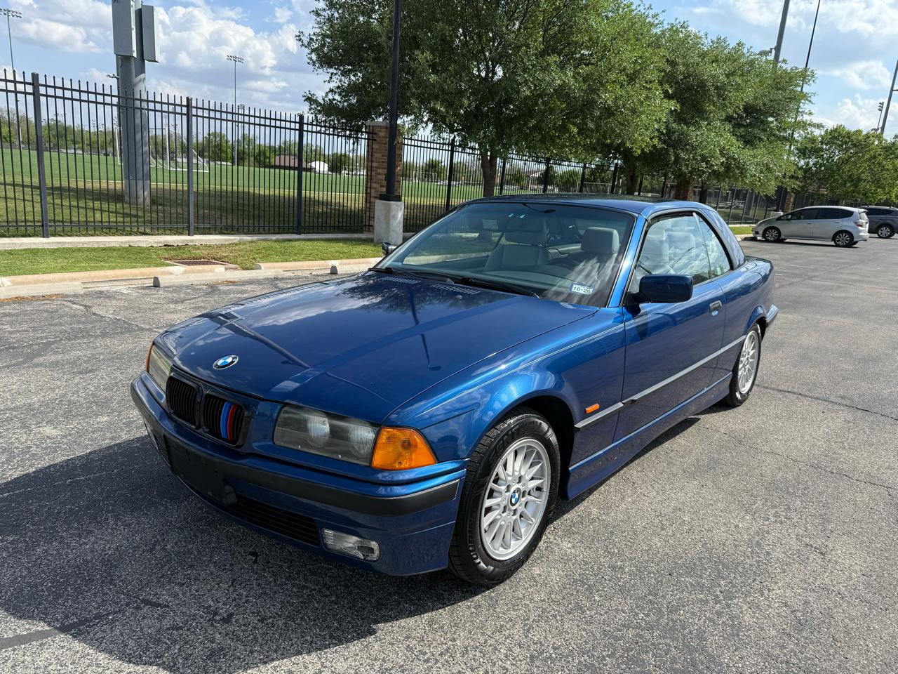 BMW 3-Series 323ic 1999