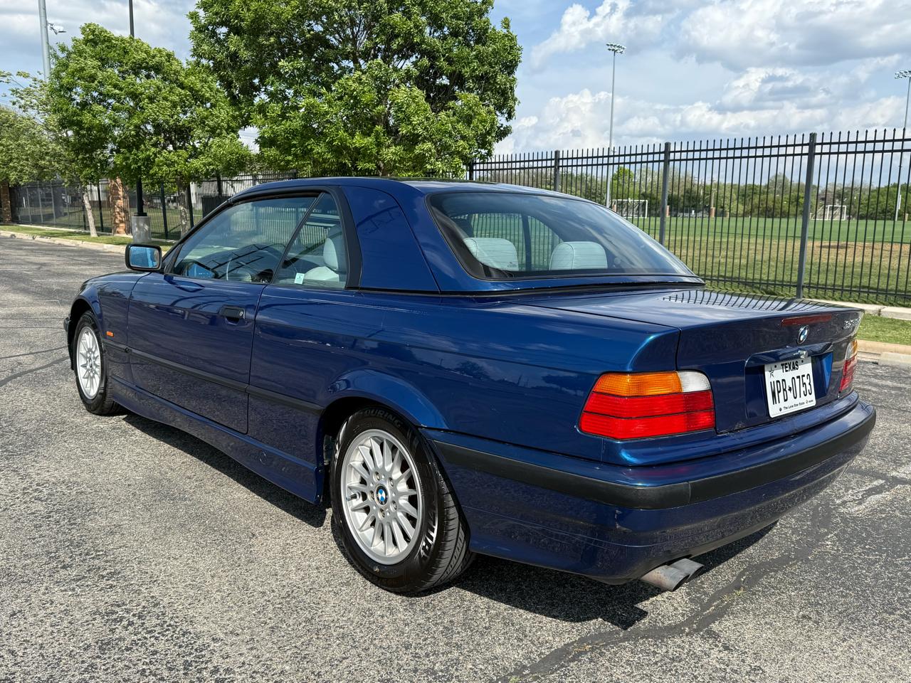 BMW 3-Series 323ic 1999
