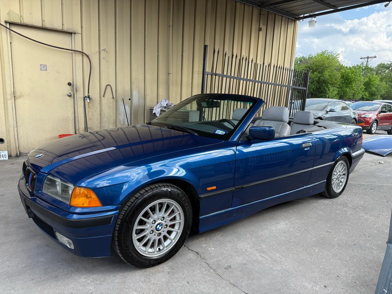 BMW 3-Series 323ic 1999