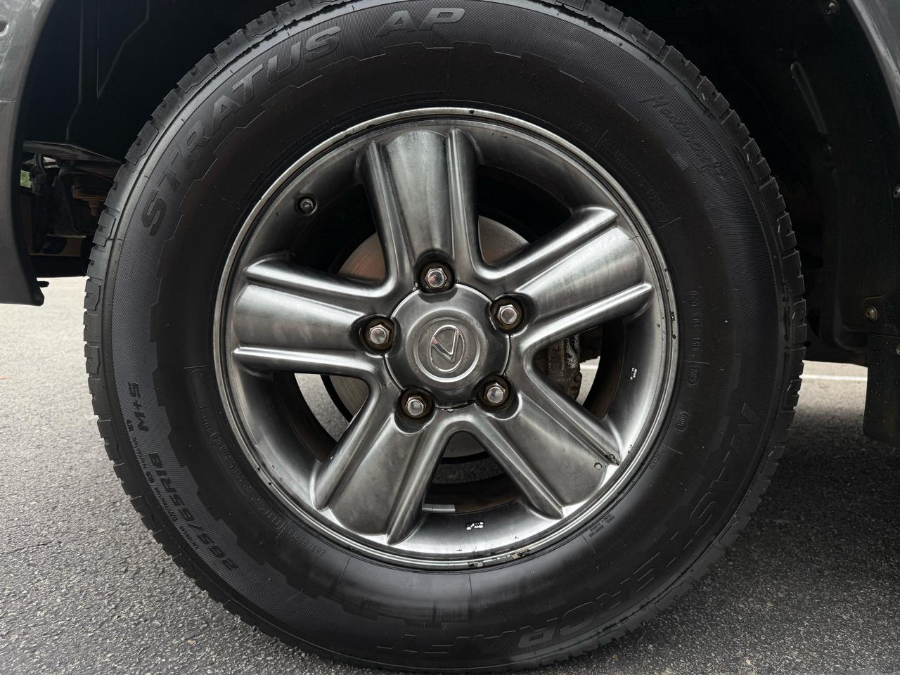 Lexus LX 470 Sport Utility 2007