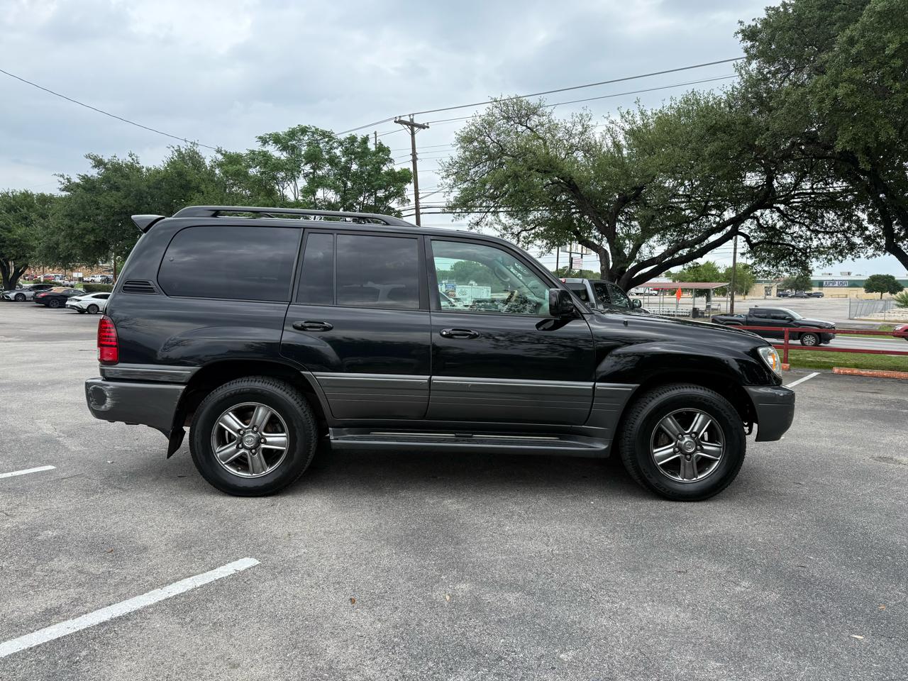 Lexus LX 470 Sport Utility 2007