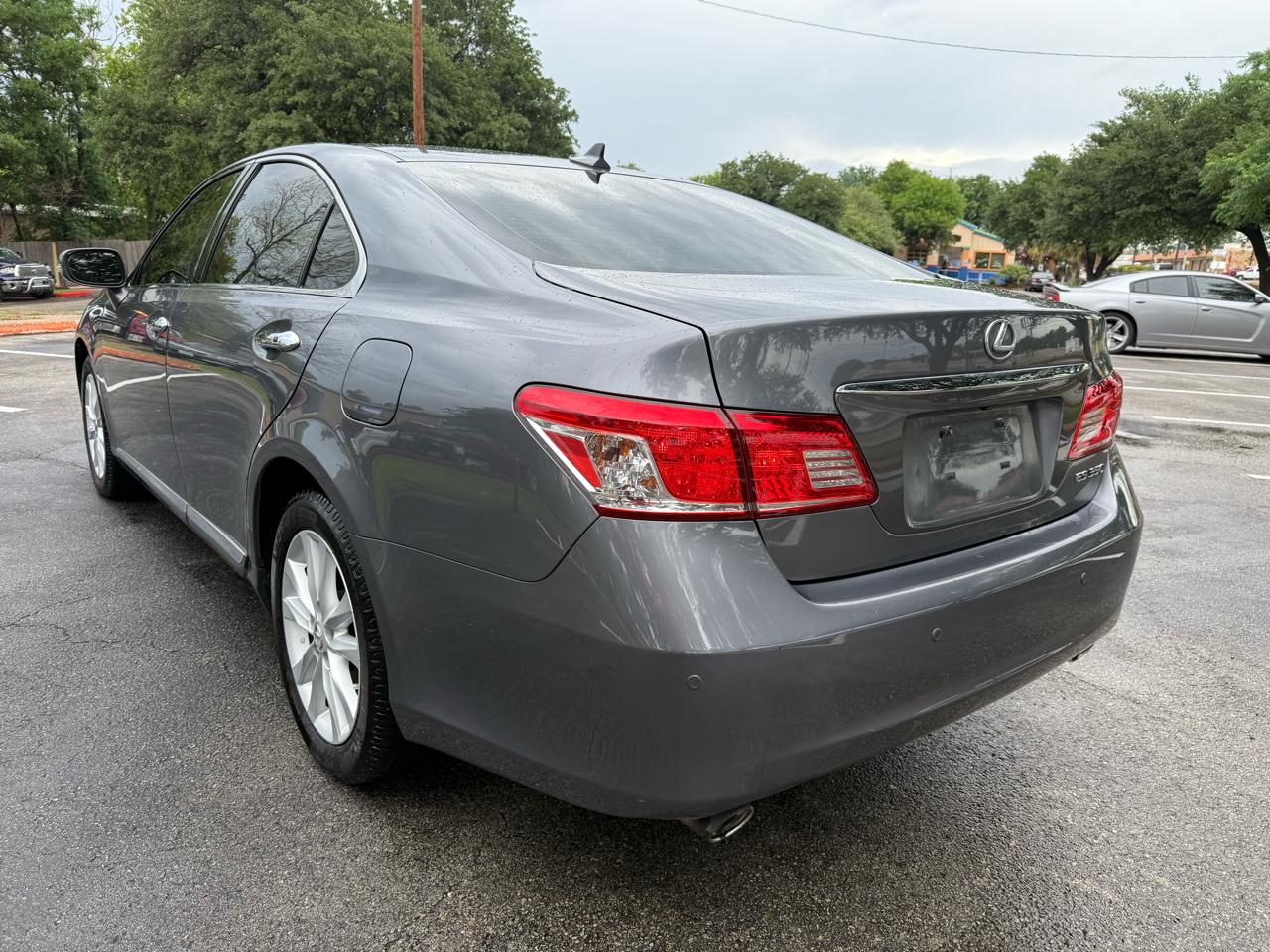 Lexus ES 350 Sedan 2012