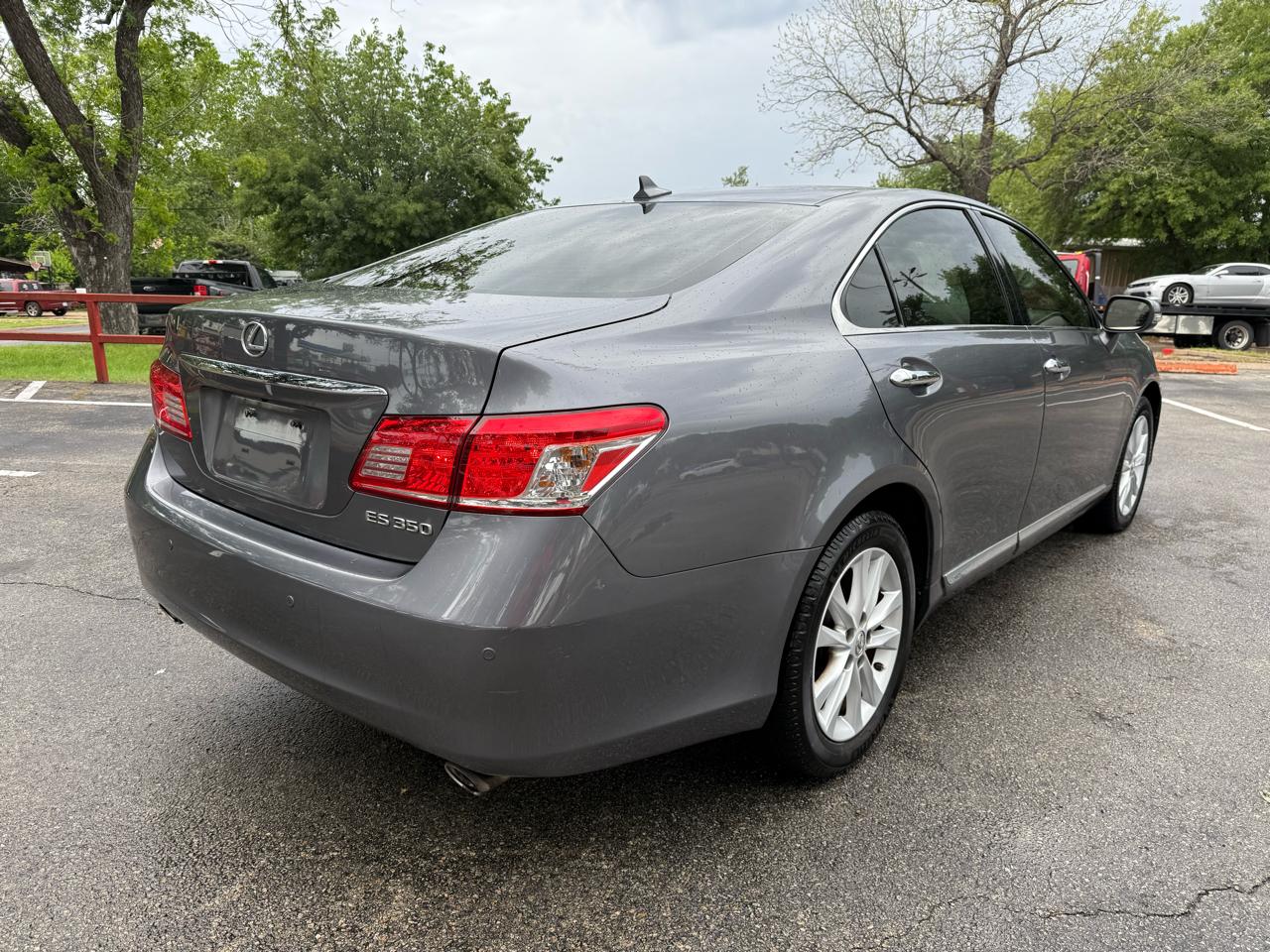 Lexus ES 350 Sedan 2012