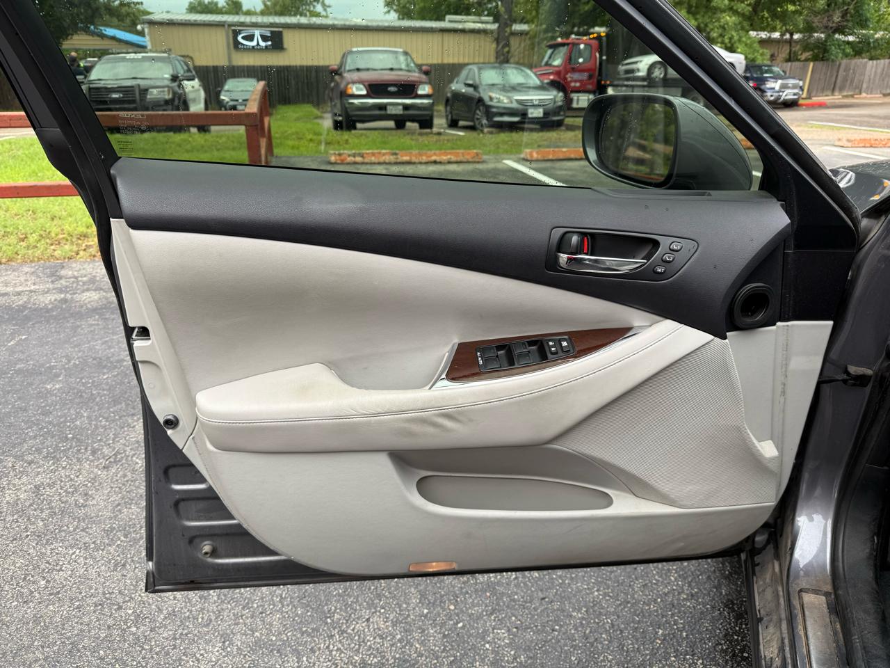 Lexus ES 350 Sedan 2012