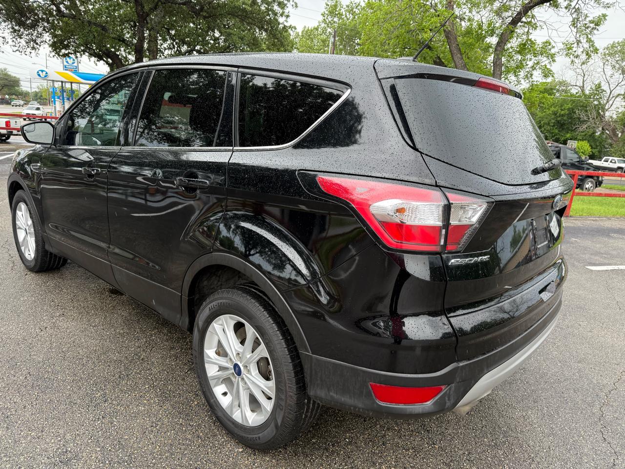 Ford Escape SE FWD 2017