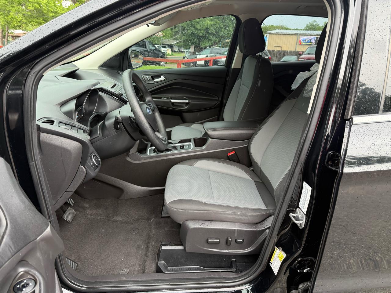 Ford Escape SE FWD 2017