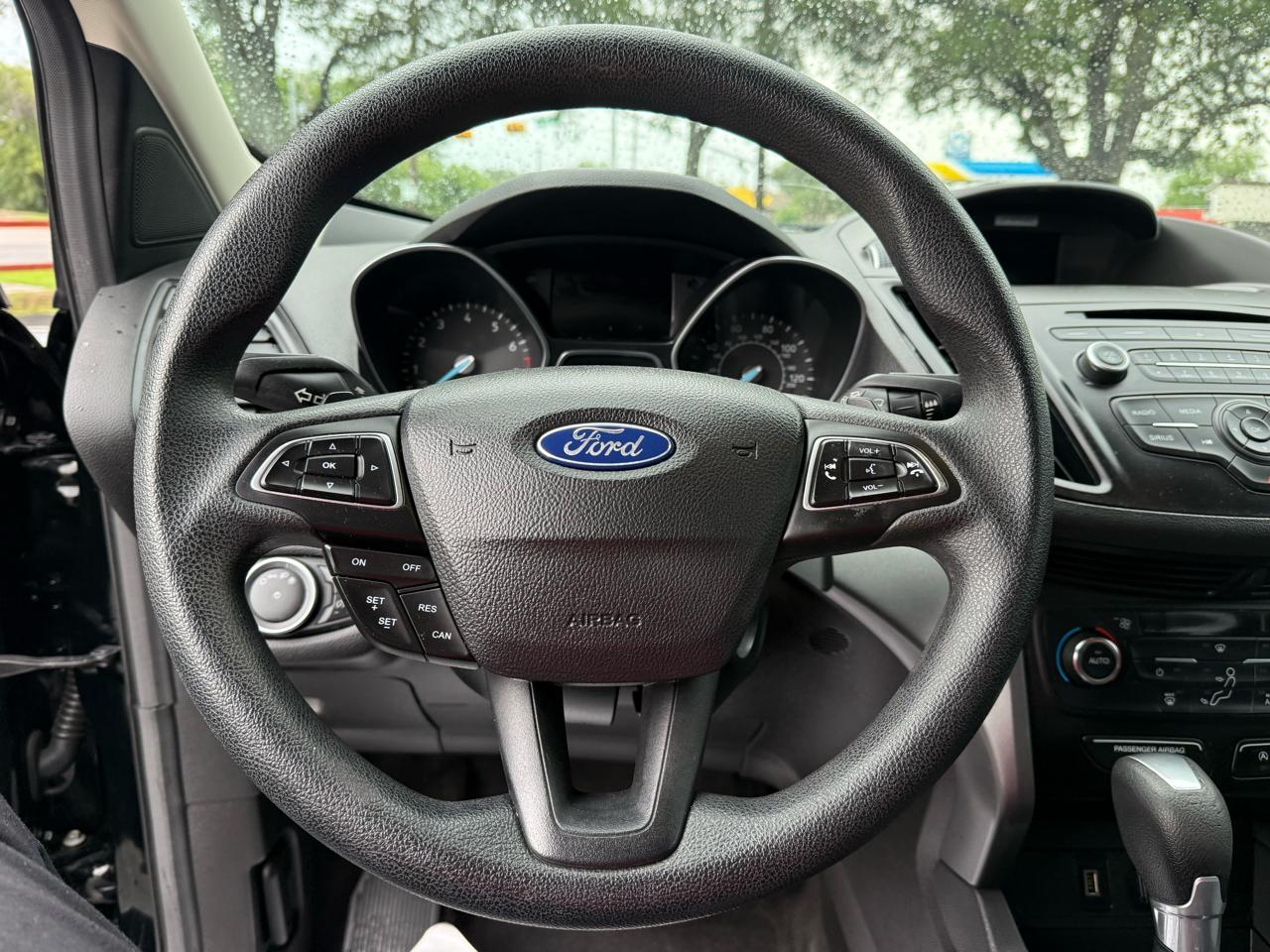 Ford Escape SE FWD 2017