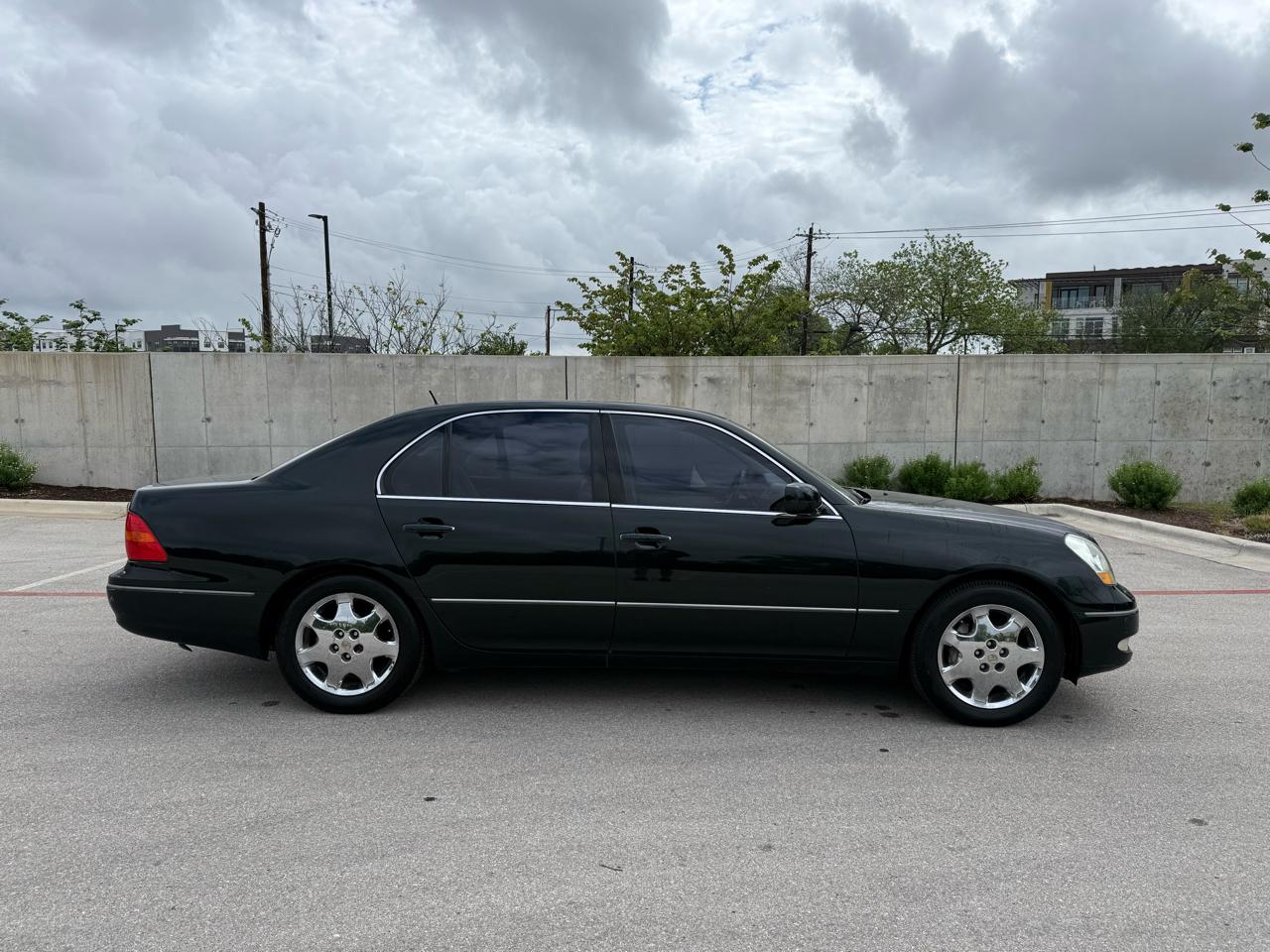 Lexus LS 430 Sedan 2001