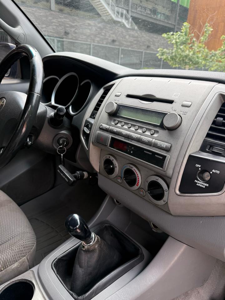 Toyota Tacoma Access Cab V6 Manual 4WD 2005