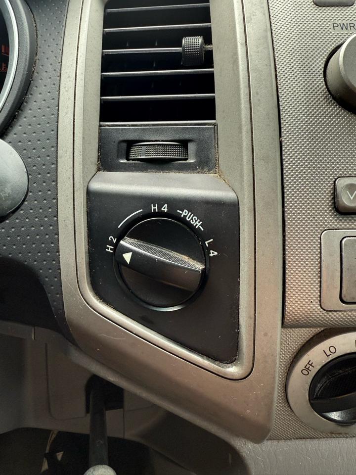 Toyota Tacoma Access Cab V6 Manual 4WD 2005