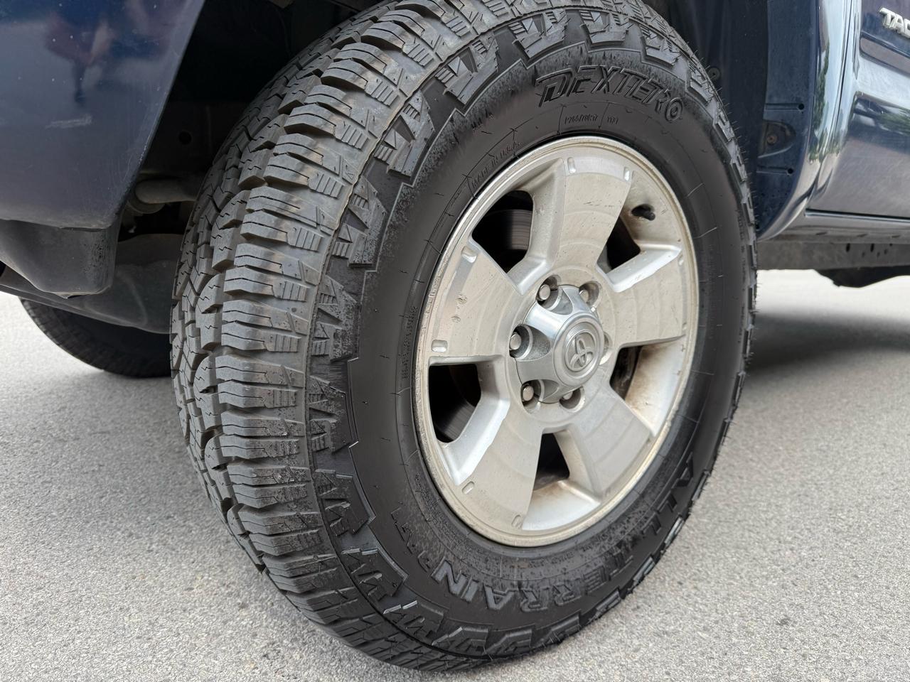 Toyota Tacoma Access Cab V6 Manual 4WD 2005