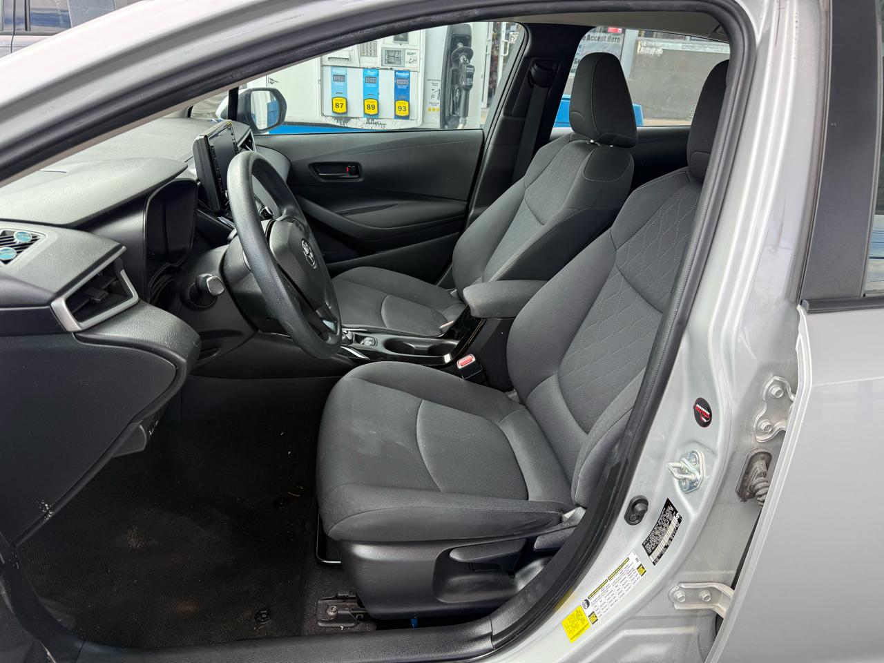 Toyota Corolla LE 2022
