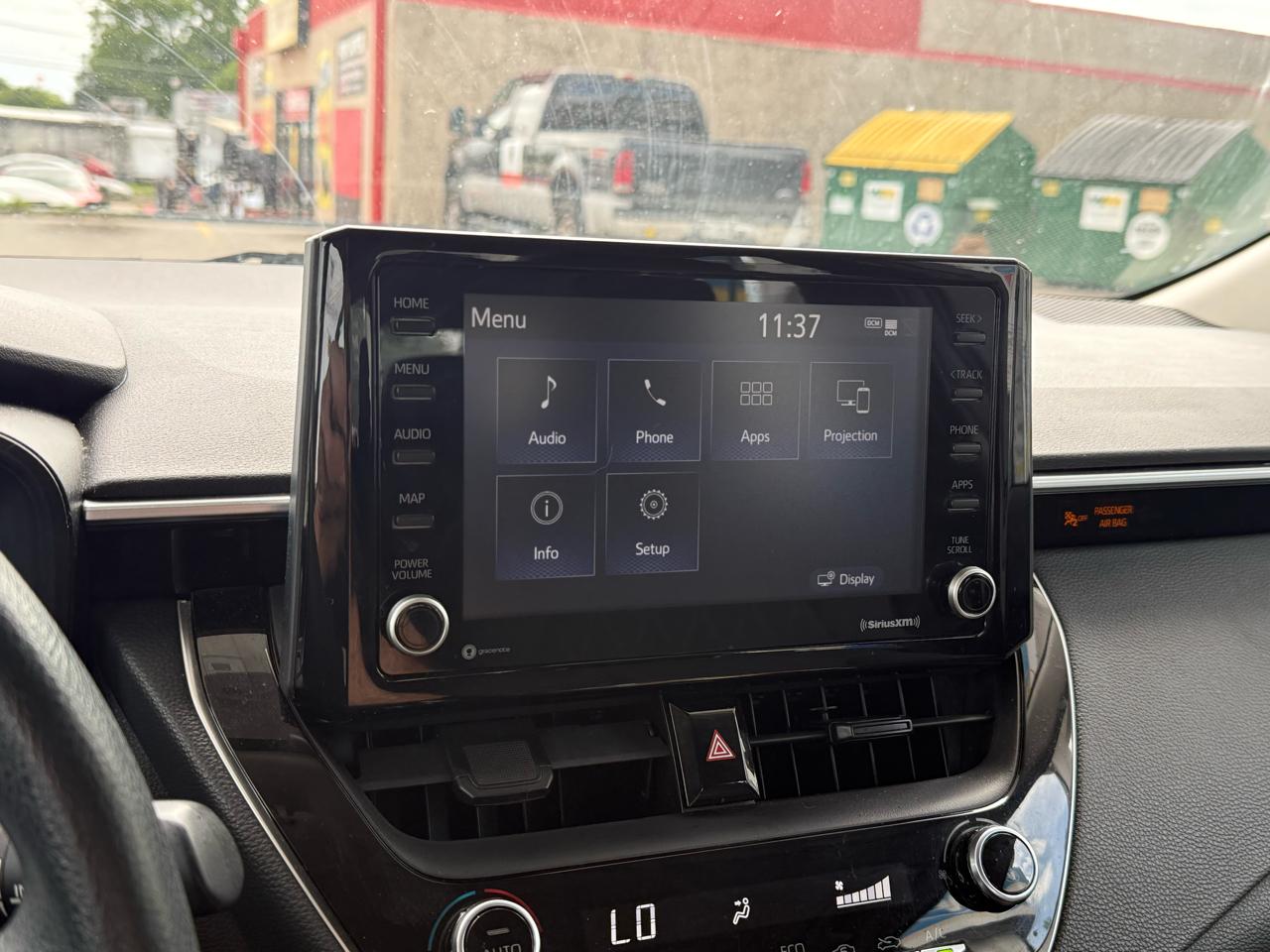 Toyota Corolla LE 2022