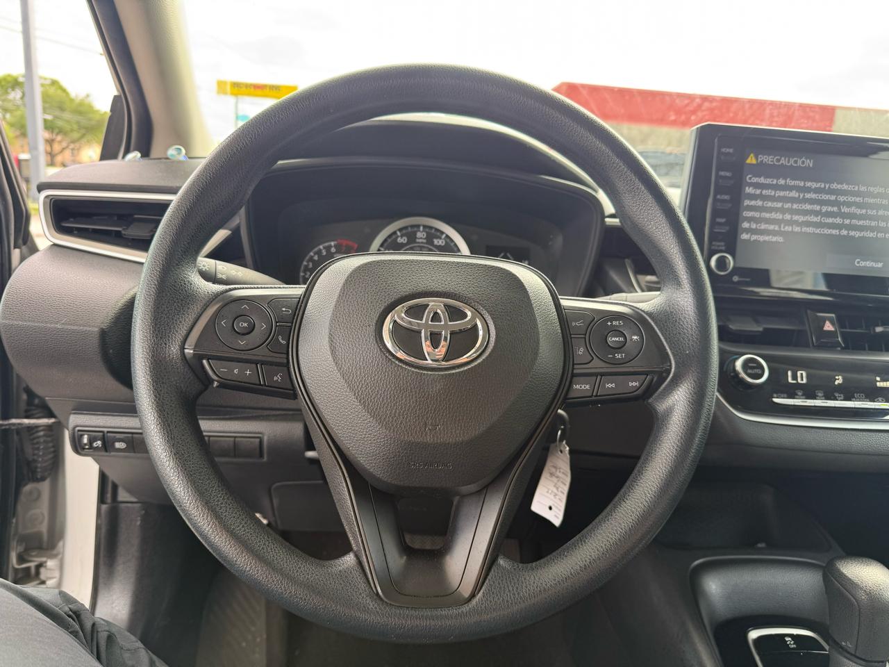 Toyota Corolla LE 2022