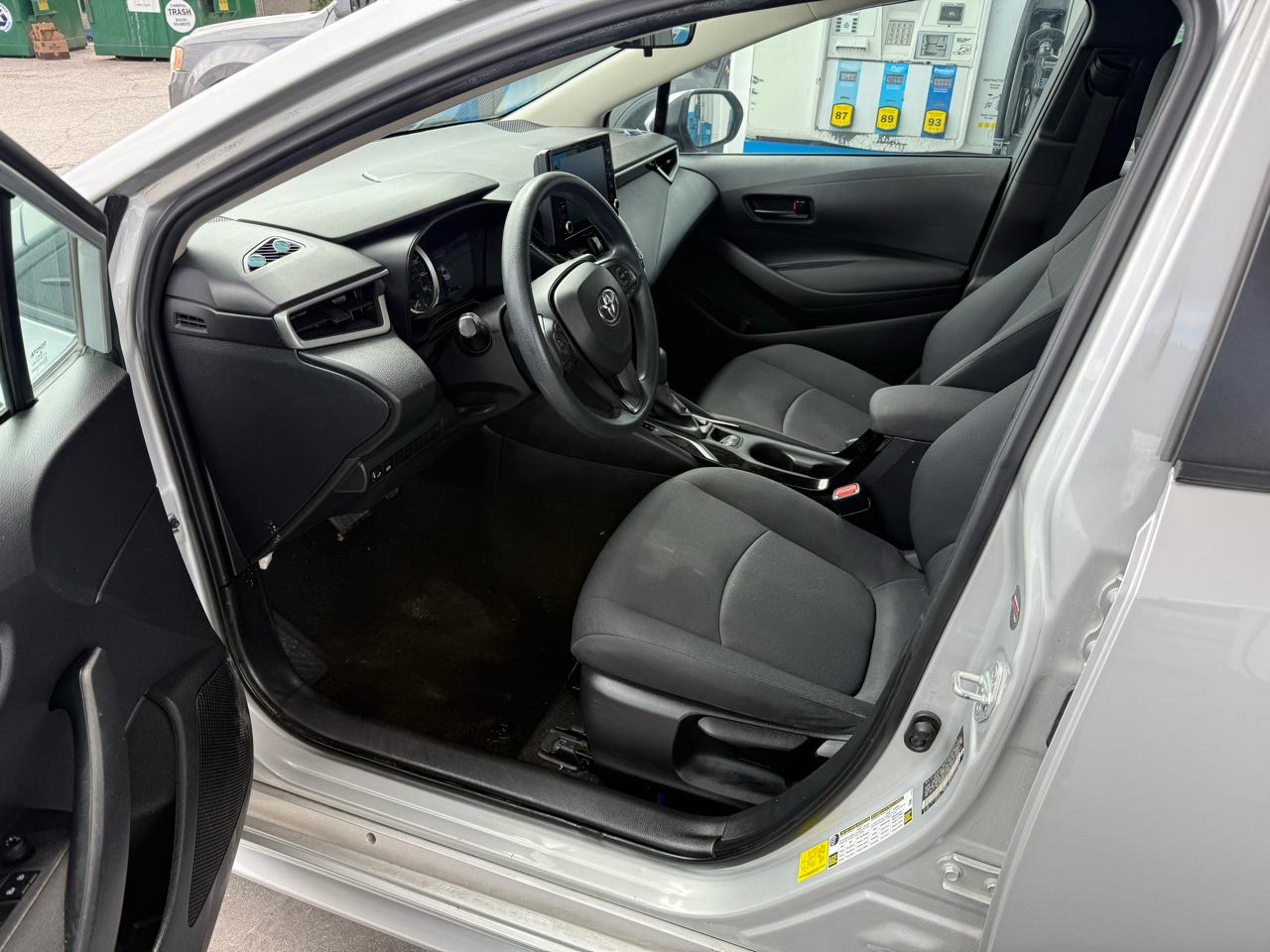 Toyota Corolla LE 2022