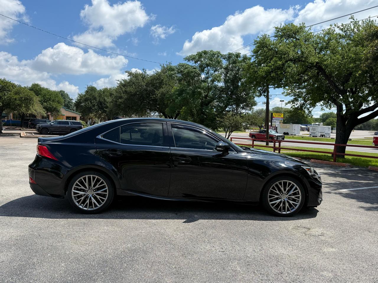 Lexus IS 200t 2017