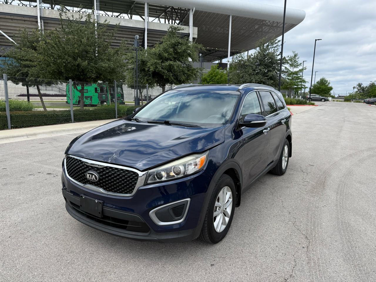 Kia Sorento LX V6 2WD 2016