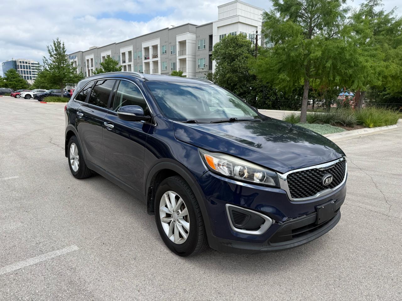 Kia Sorento LX V6 2WD 2016
