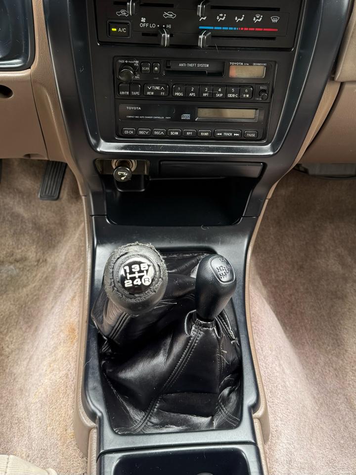 Toyota 4Runner SR5 4WD 1997