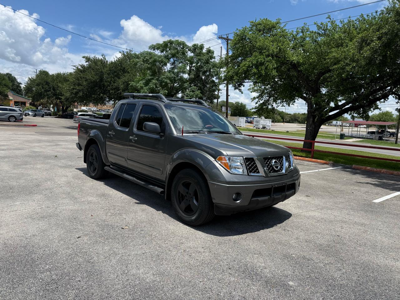 Nissan Frontier SE Crew Cab 2WD 2005