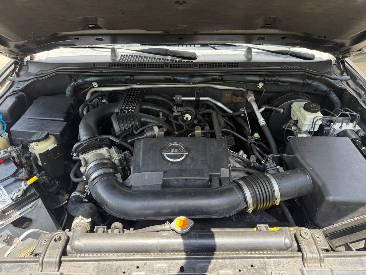Nissan Frontier SE Crew Cab 2WD 2005