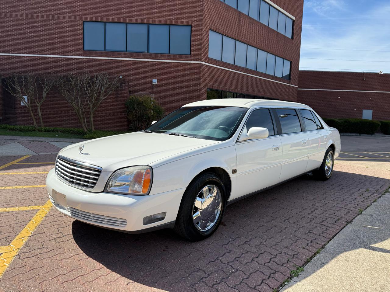 Cadillac Krystal Koach Base FWD 2001