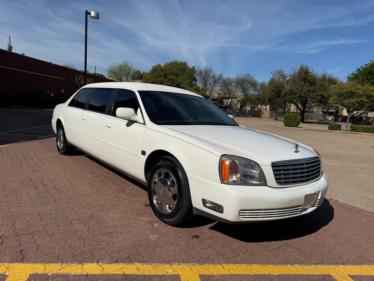 Cadillac Krystal Koach Base FWD 2001