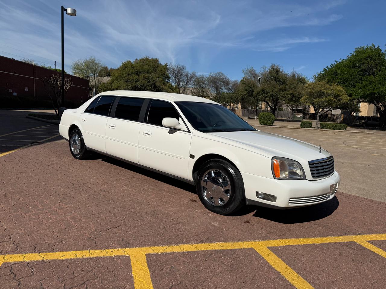 Cadillac Krystal Koach Base FWD 2001