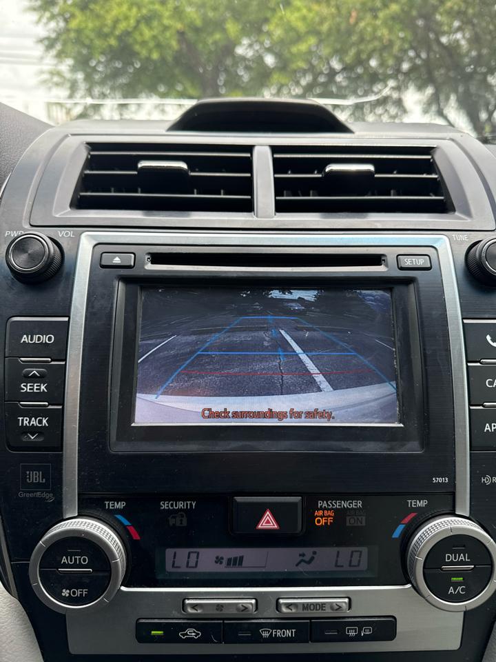 Toyota Camry XLE 4D Sedan 2012