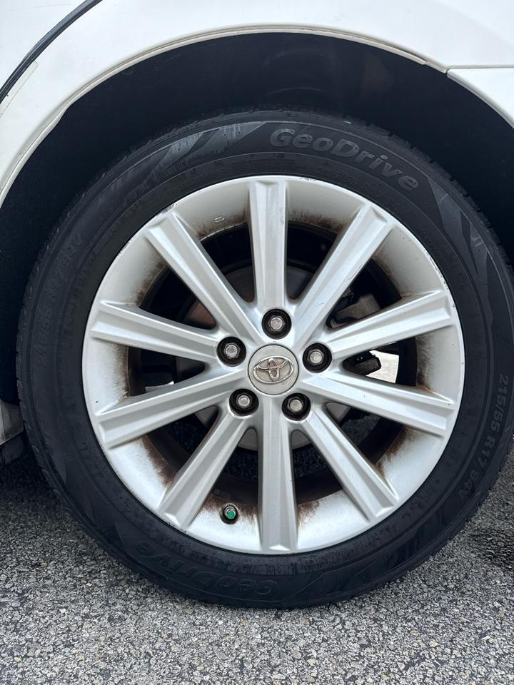 Toyota Camry XLE 4D Sedan 2012