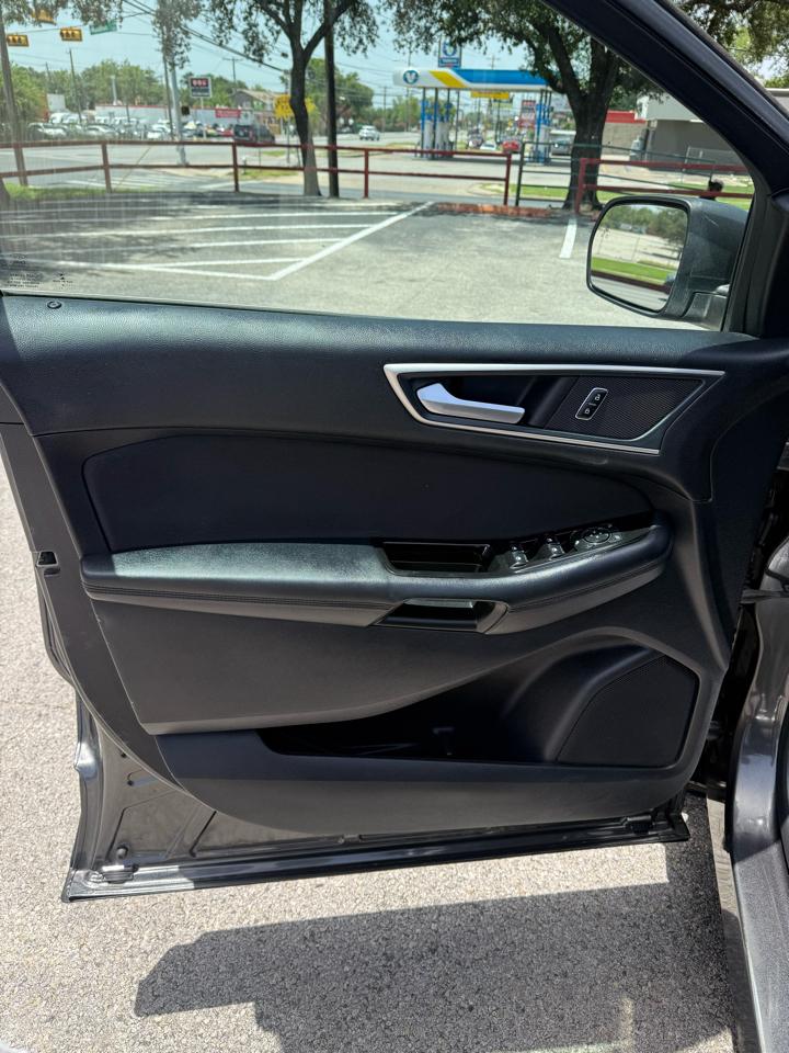 Ford Edge SEL FWD 2019