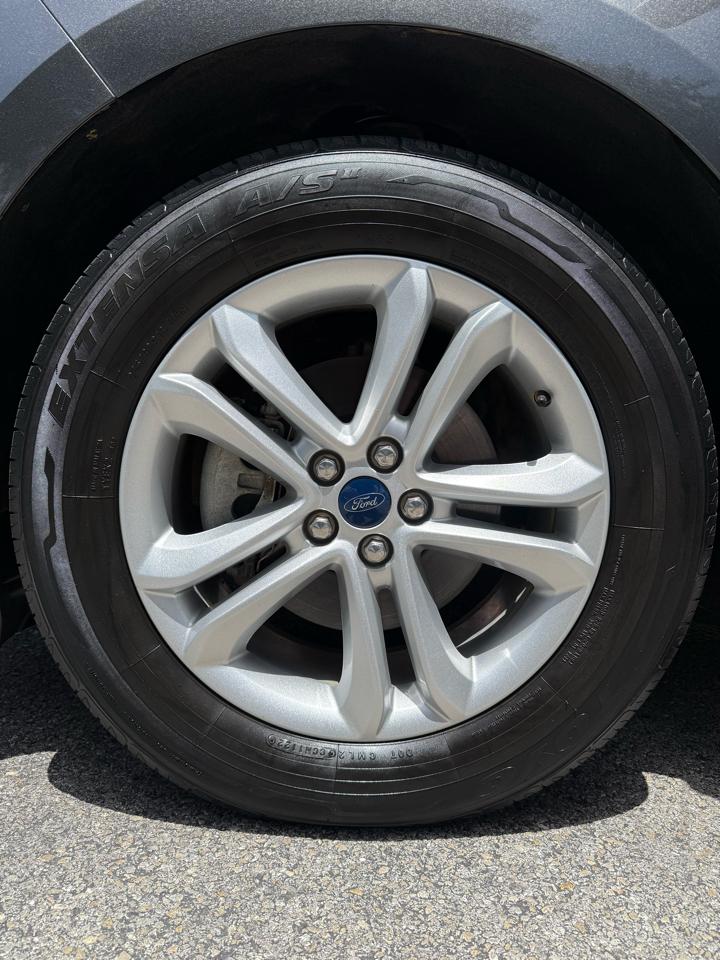 Ford Edge SEL FWD 2019
