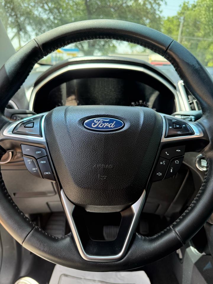 Ford Edge SEL FWD 2019