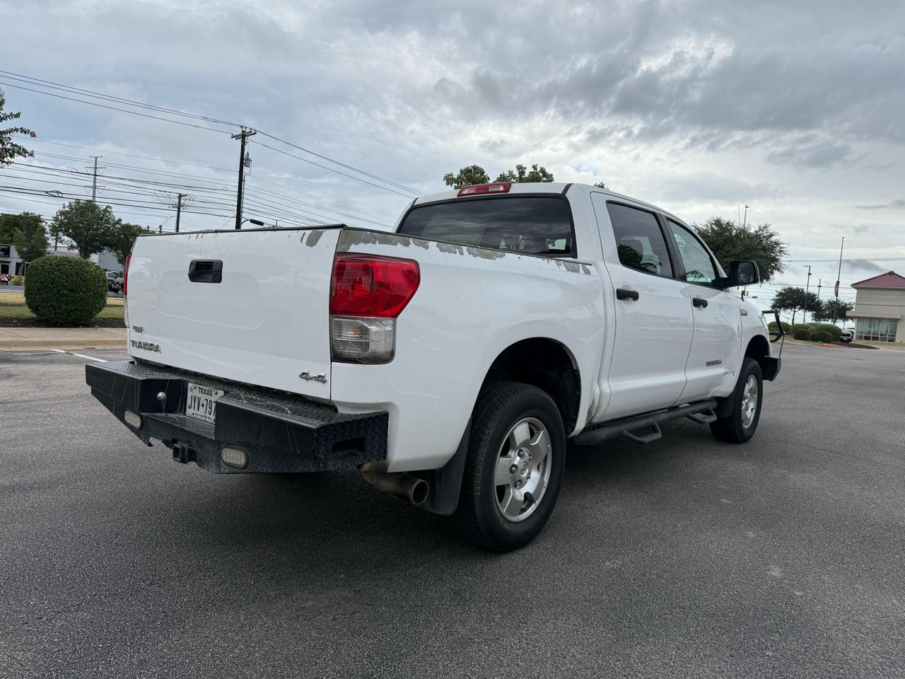 Toyota Tundra 5.7L V8 4WD 2012