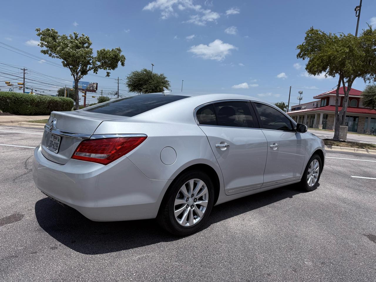 Buick LaCrosse Base 2014