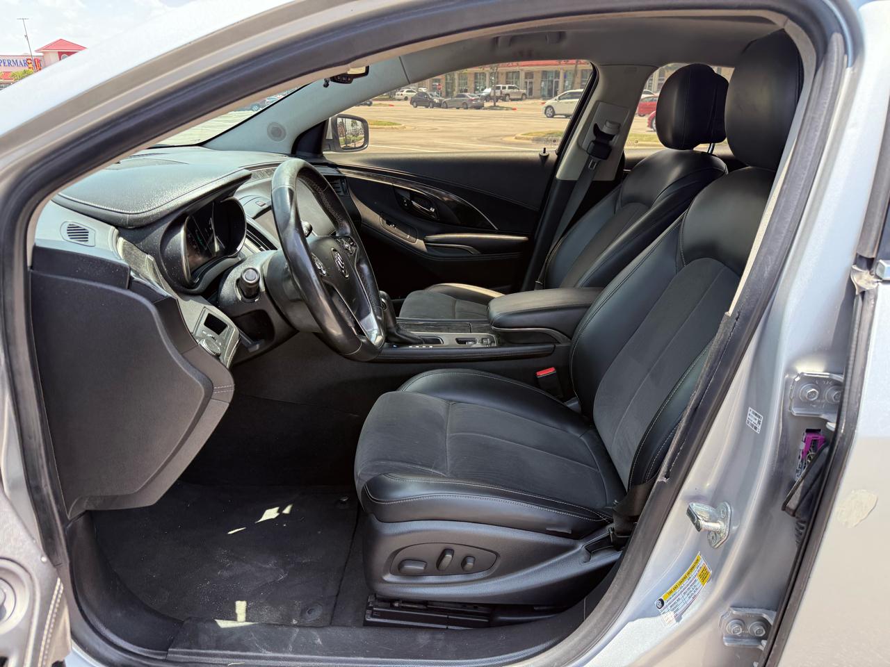 Buick LaCrosse Base 2014
