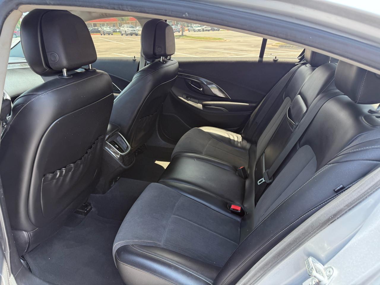 Buick LaCrosse Base 2014