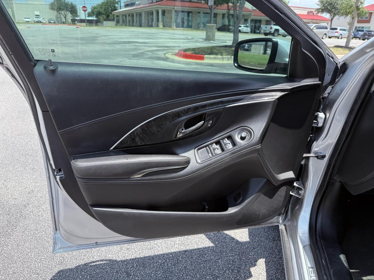 Buick LaCrosse Base 2014