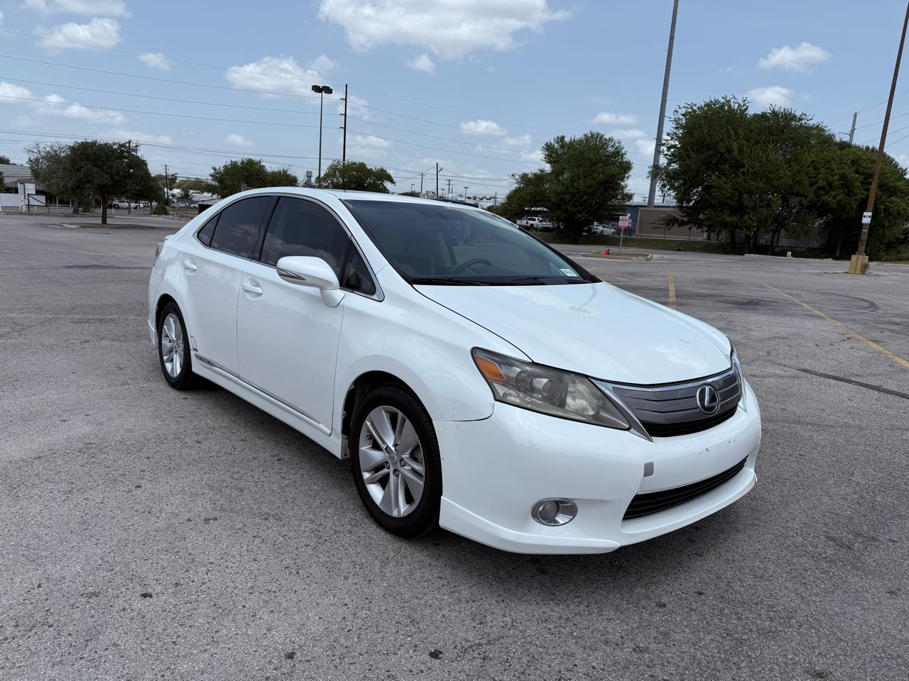 Lexus HS 250h Sedan 2010