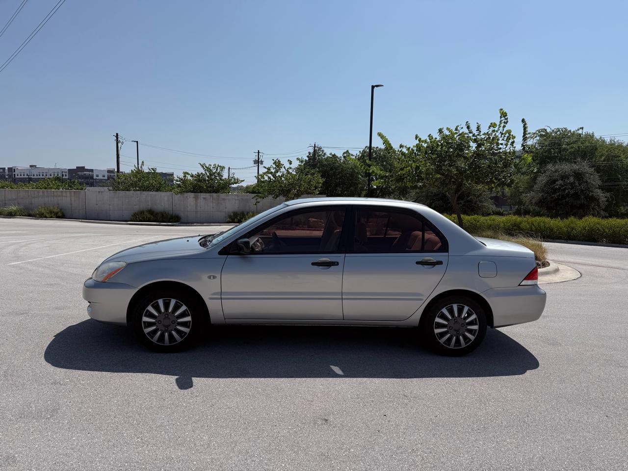 Mitsubishi Lancer ES 2006
