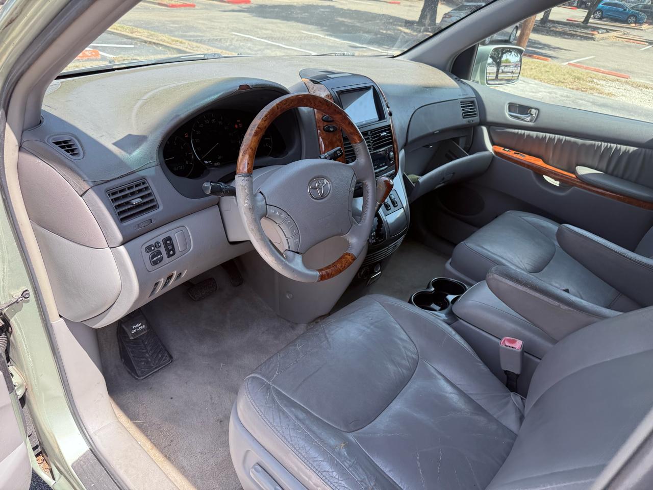 Toyota Sienna XLE Limited FWD 2008