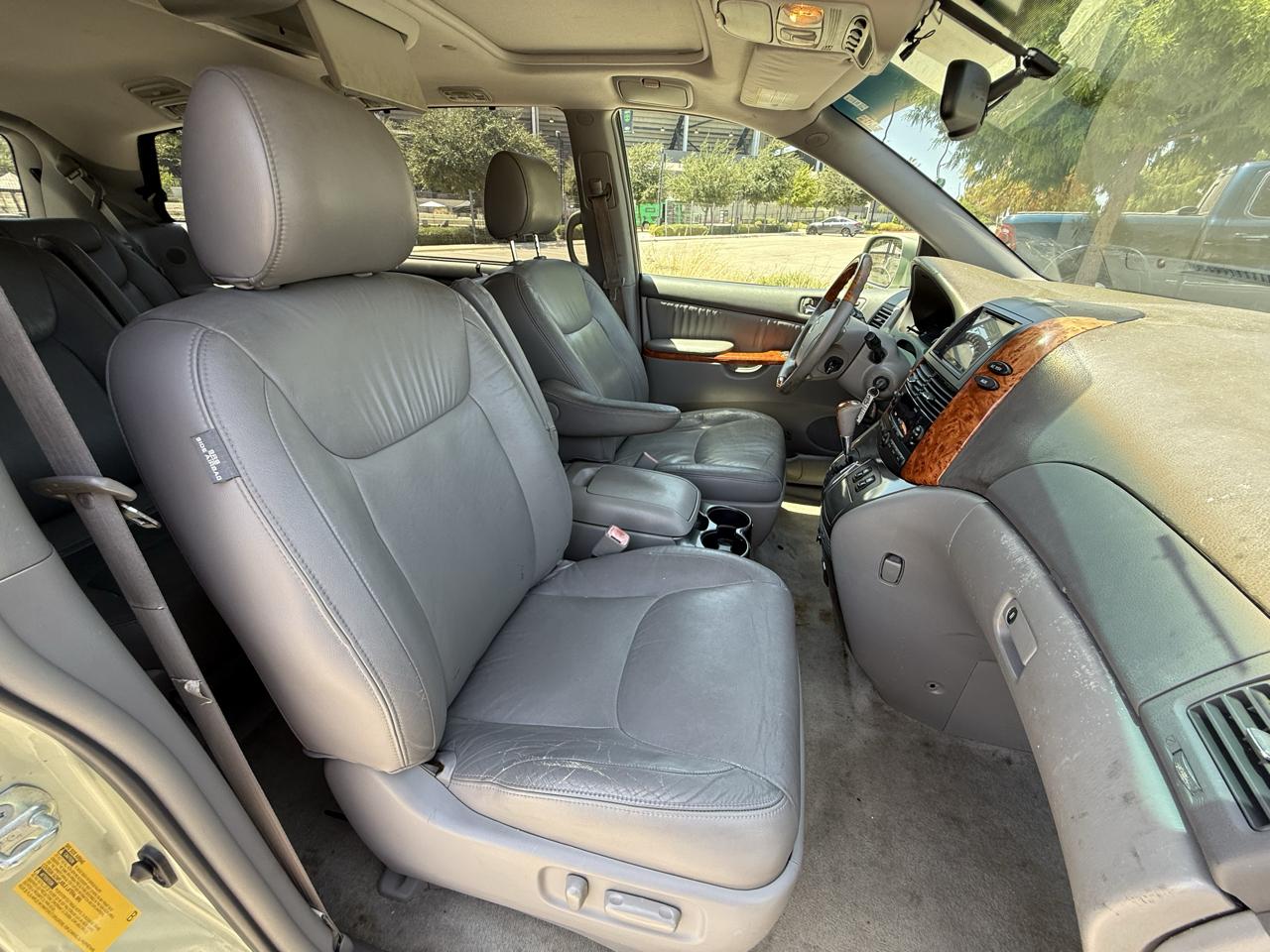 Toyota Sienna XLE Limited FWD 2008