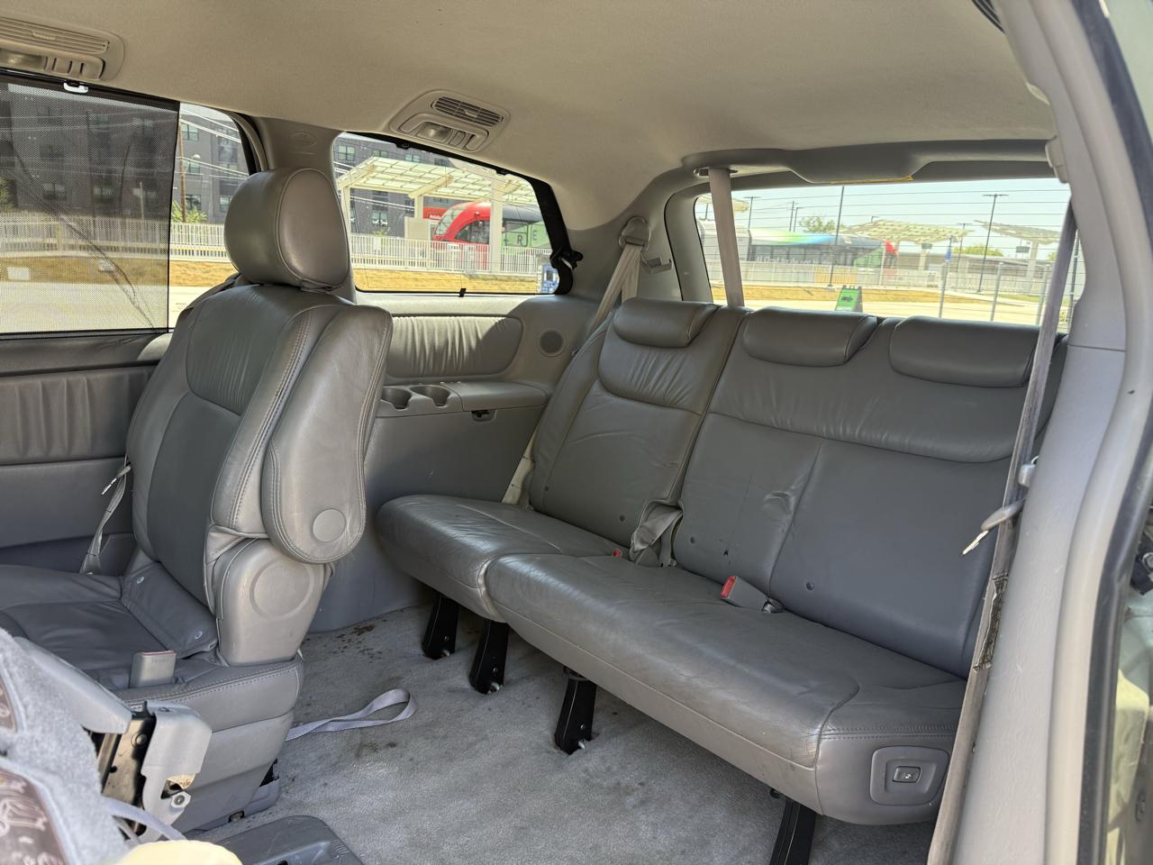 Toyota Sienna XLE Limited FWD 2008