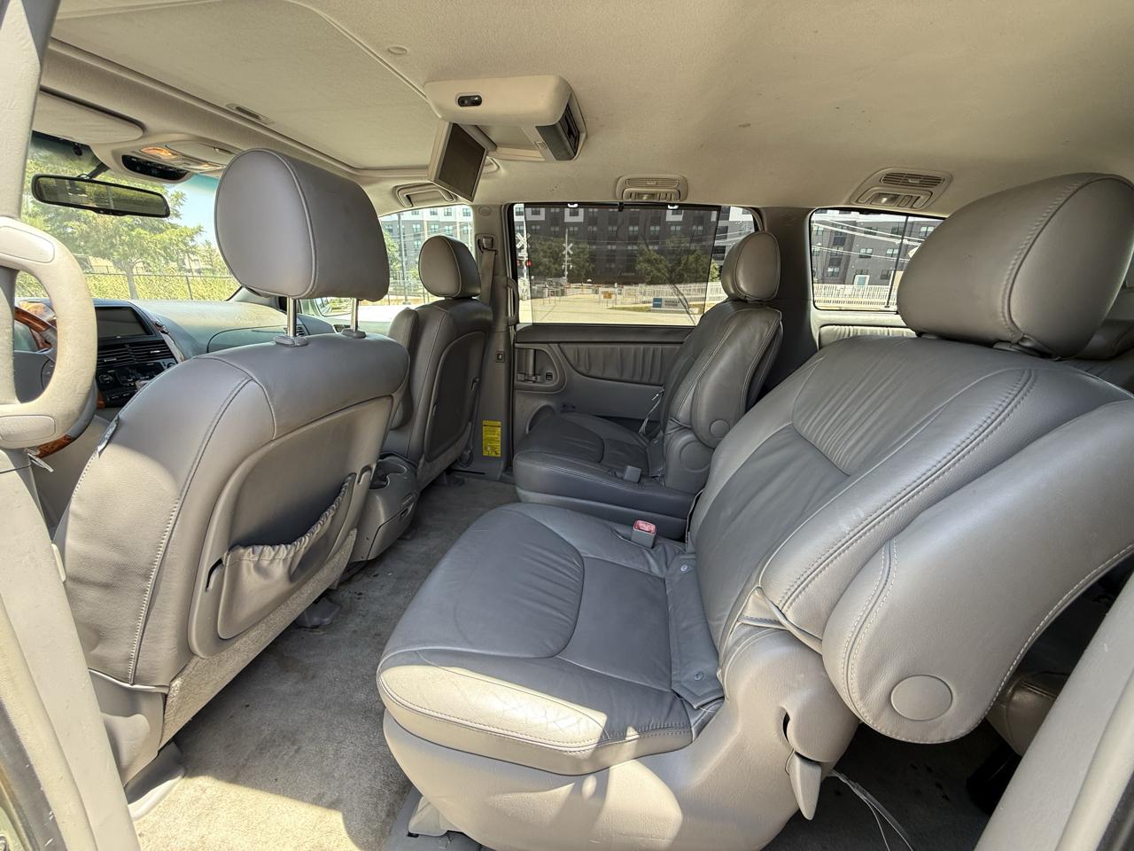 Toyota Sienna XLE Limited FWD 2008