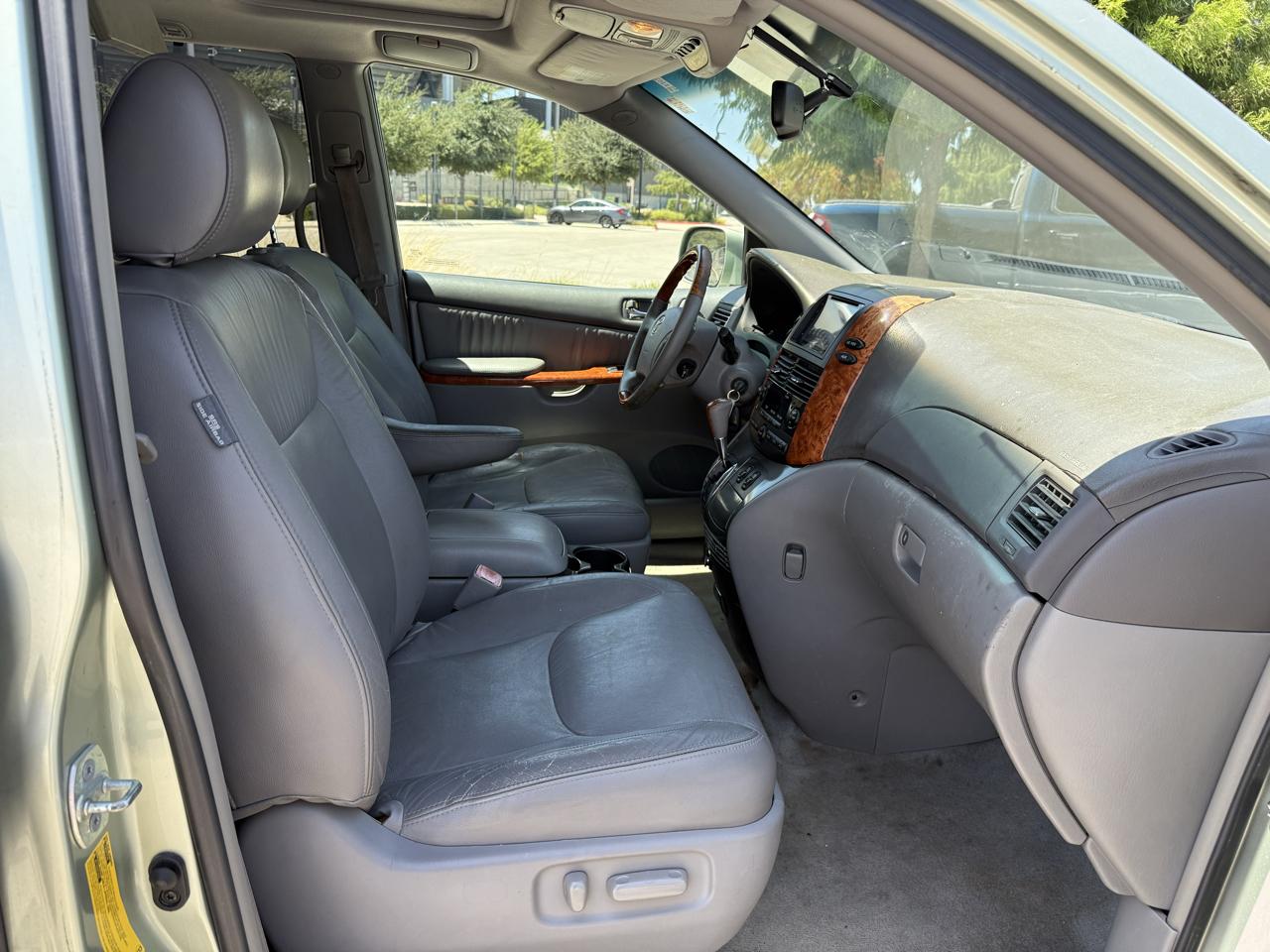 Toyota Sienna XLE Limited FWD 2008