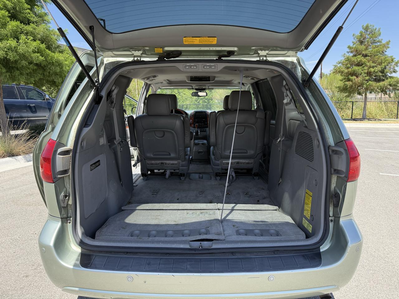 Toyota Sienna XLE Limited FWD 2008