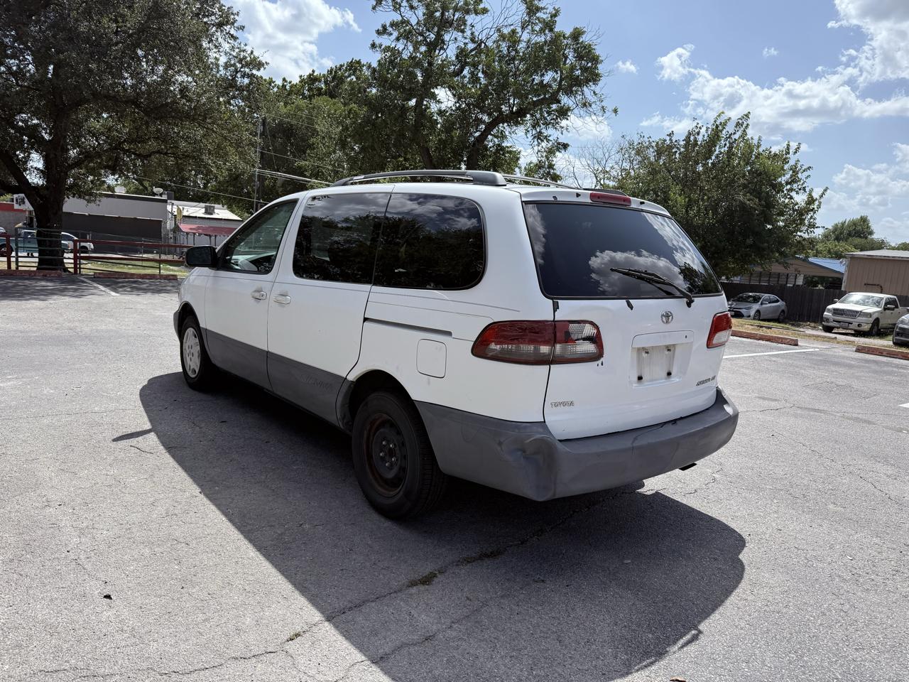 Toyota Sienna CE 2002
